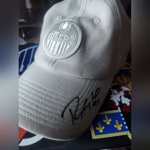 Signed Ryan Smyth hat